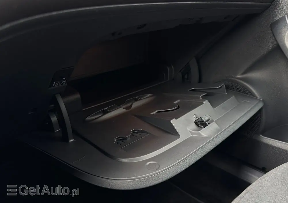 SEAT Ibiza Ver-1-6-16v-style