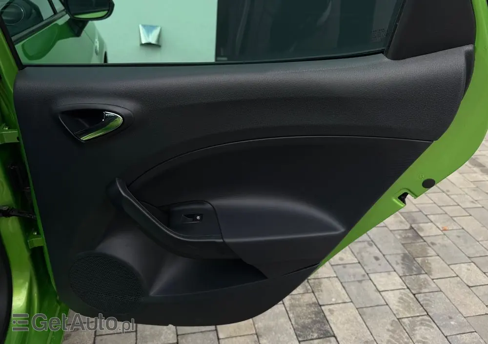 SEAT Ibiza Ver-1-6-16v-style