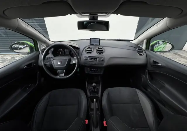 SEAT Ibiza Ver-1-6-16v-style