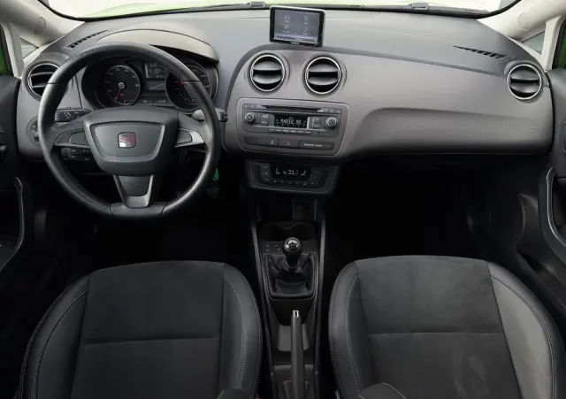 SEAT Ibiza Ver-1-6-16v-style