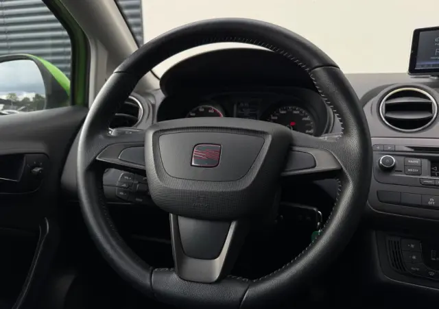 SEAT Ibiza Ver-1-6-16v-style