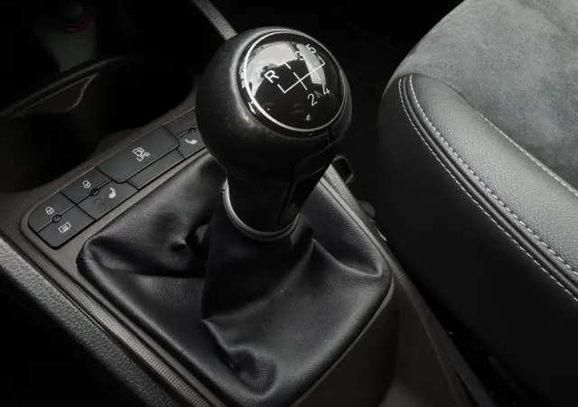 SEAT Ibiza Ver-1-6-16v-style