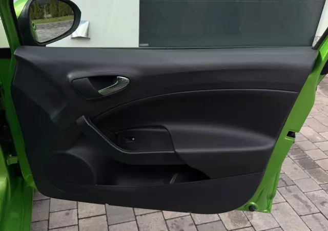 SEAT Ibiza Ver-1-6-16v-style