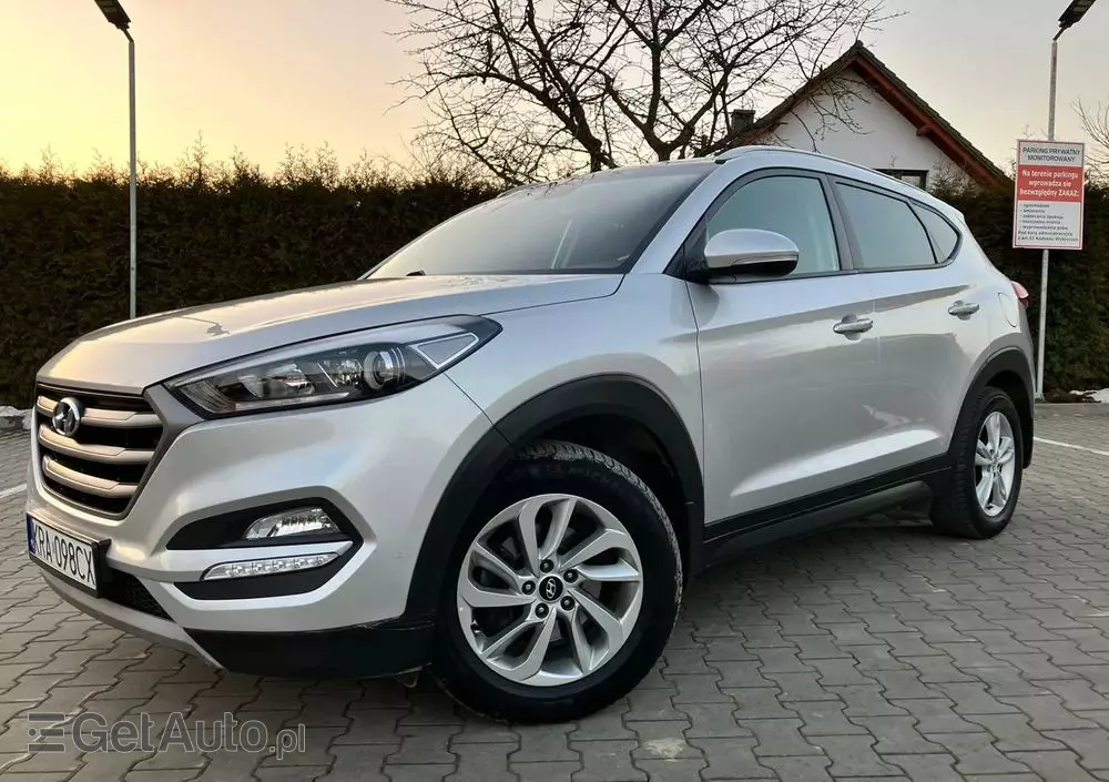HYUNDAI Tucson 1.7 CRDI BlueDrive Comfort 2WD