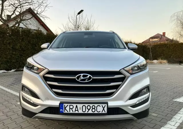 HYUNDAI Tucson 1.7 CRDI BlueDrive Comfort 2WD