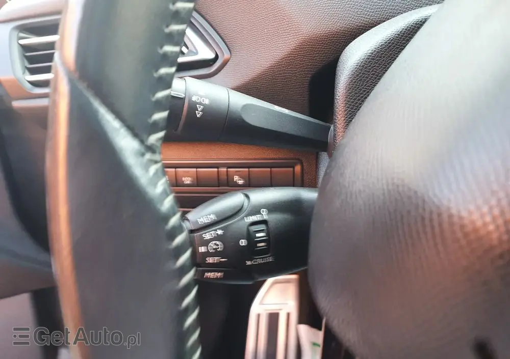 PEUGEOT 308 E-HDi 115 Stop & Start Allure