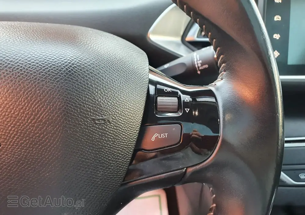 PEUGEOT 308 E-HDi 115 Stop & Start Allure