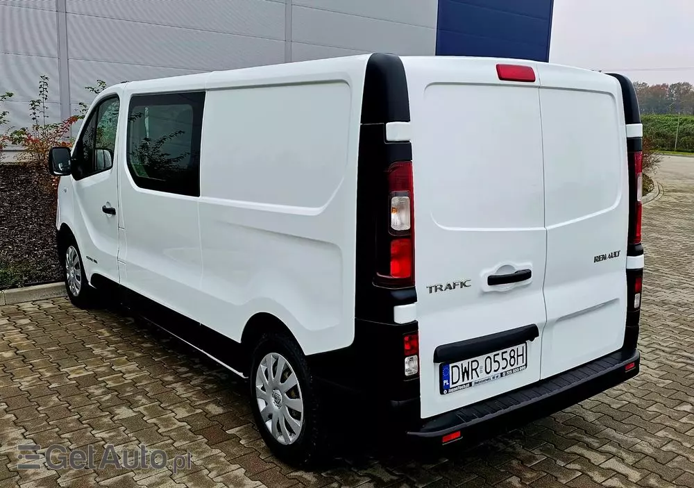 RENAULT TRAFIC 