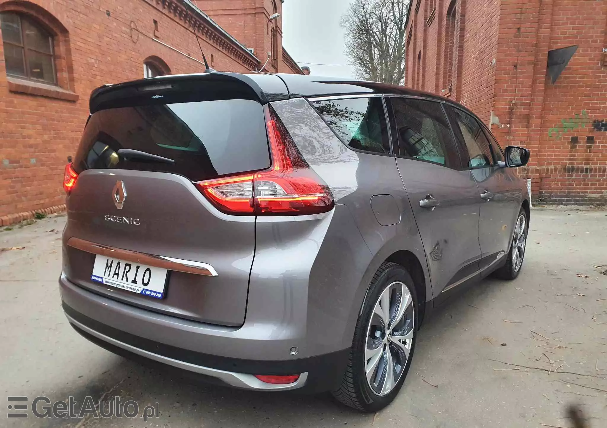 RENAULT Grand Scenic ENERGY TCe 115 LIMITED