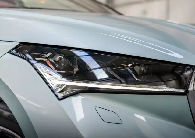 SKODA Enyaq 80 Clever