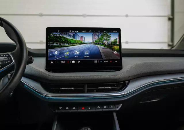 SKODA Enyaq 80 Clever