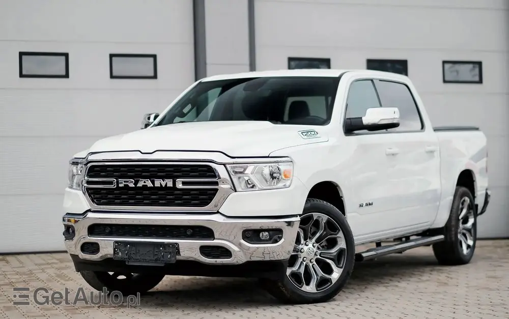 RAM 1500 Crew Cab Shortbed Bighorn