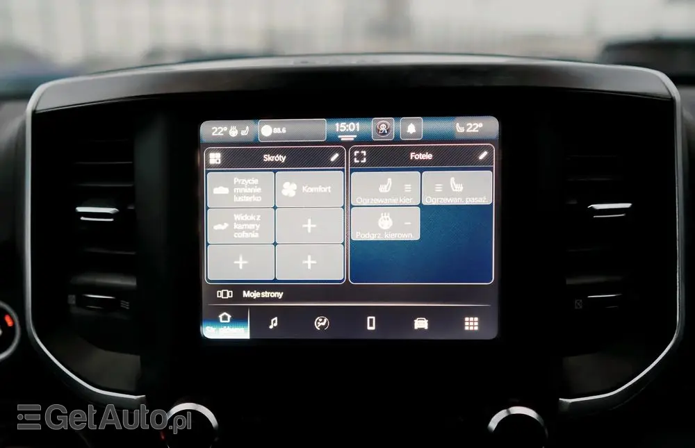 RAM 1500 Crew Cab Shortbed Bighorn