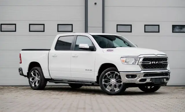 RAM 1500 Crew Cab Shortbed Bighorn