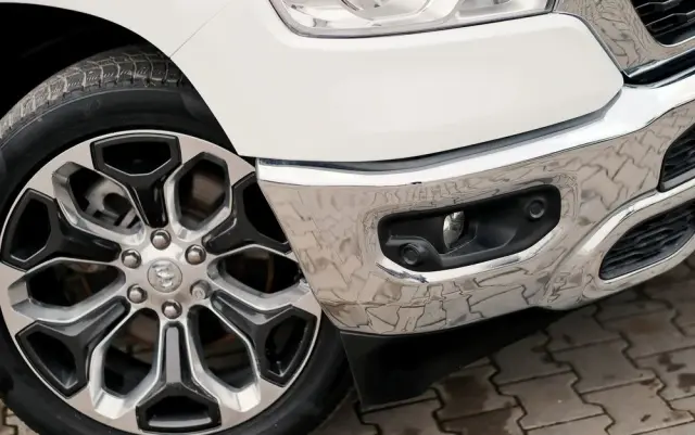 RAM 1500 Crew Cab Shortbed Bighorn