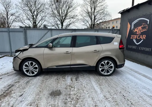 RENAULT Grand Scenic DCi 110 EDC LIMITED
