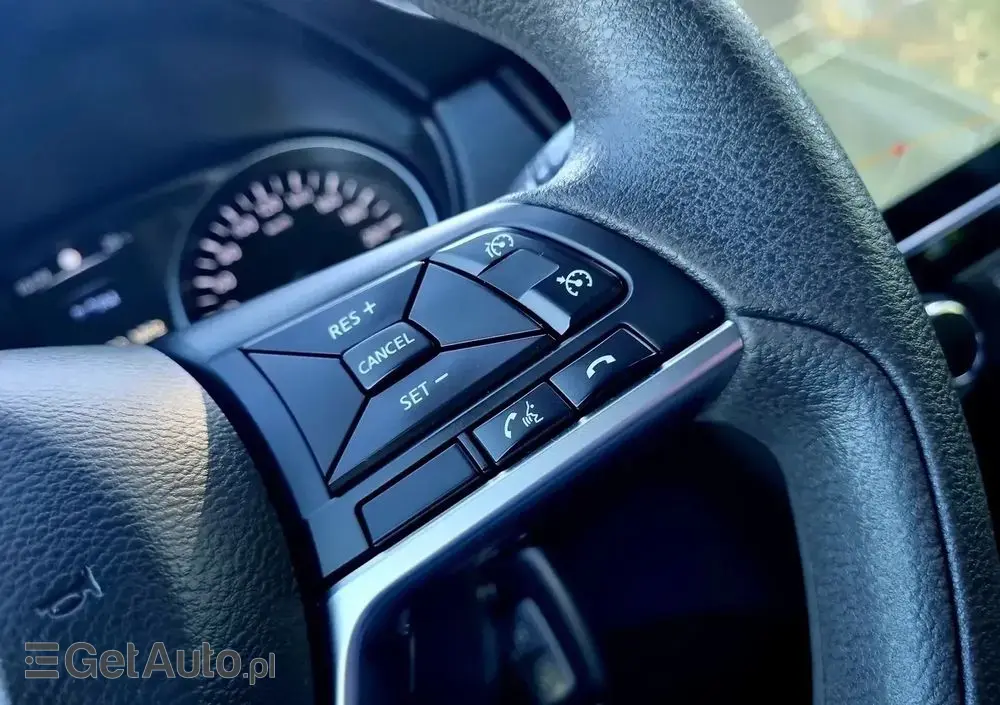 NISSAN Qashqai 1.3 DIG-T VISIA