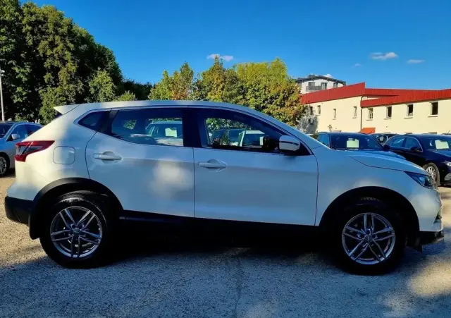 NISSAN Qashqai 1.3 DIG-T VISIA