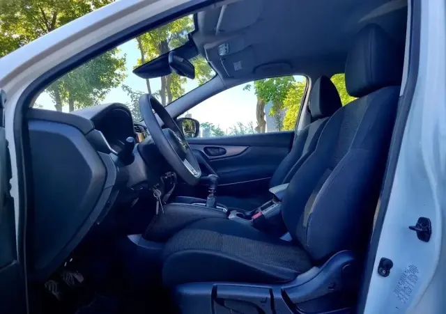 NISSAN Qashqai 1.3 DIG-T VISIA