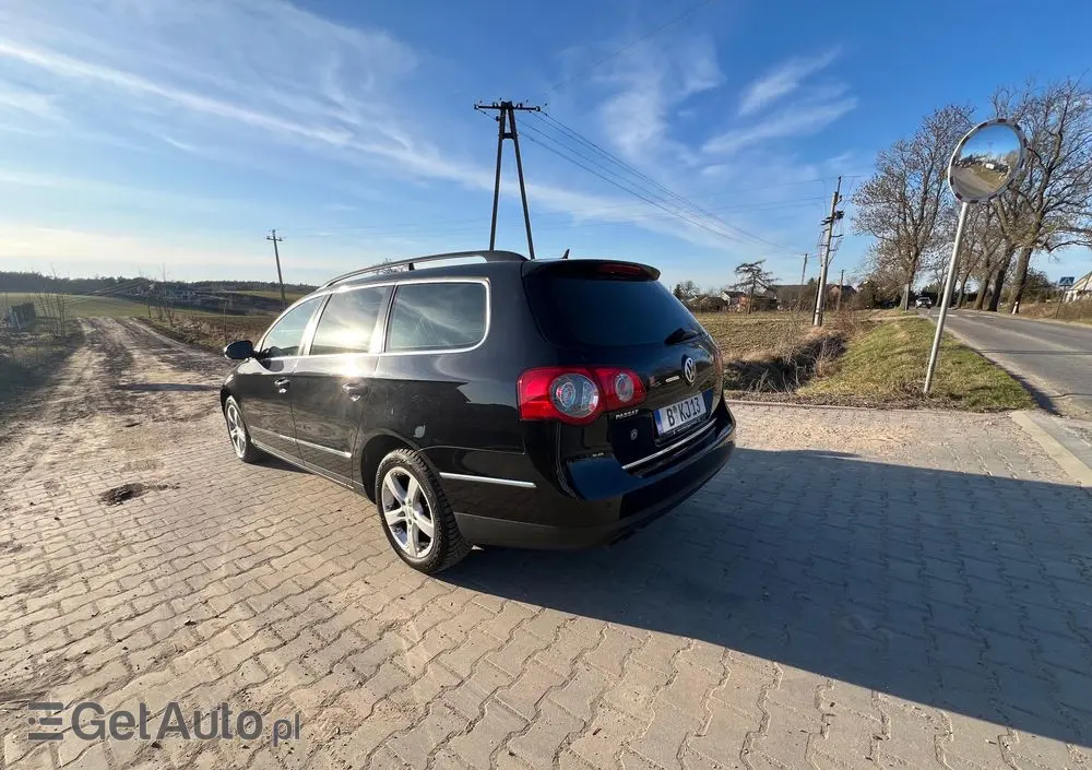 VOLKSWAGEN Passat Variant 2.0 TDI DPF Sportline