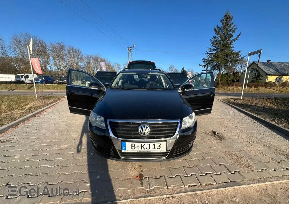 VOLKSWAGEN Passat Variant 2.0 TDI DPF Sportline
