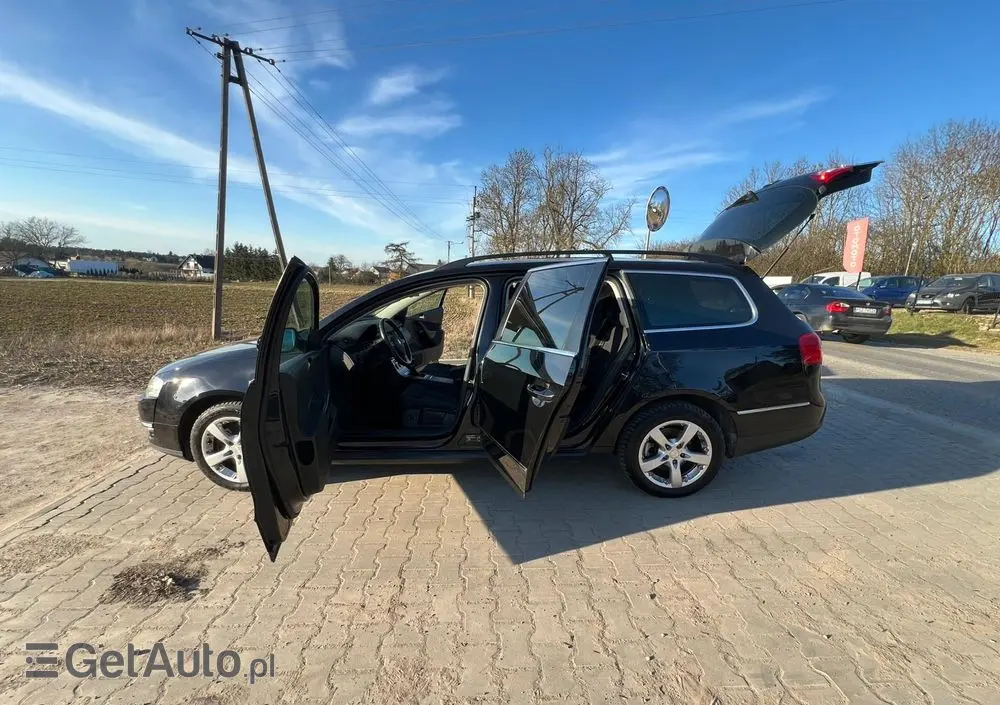 VOLKSWAGEN Passat Variant 2.0 TDI DPF Sportline