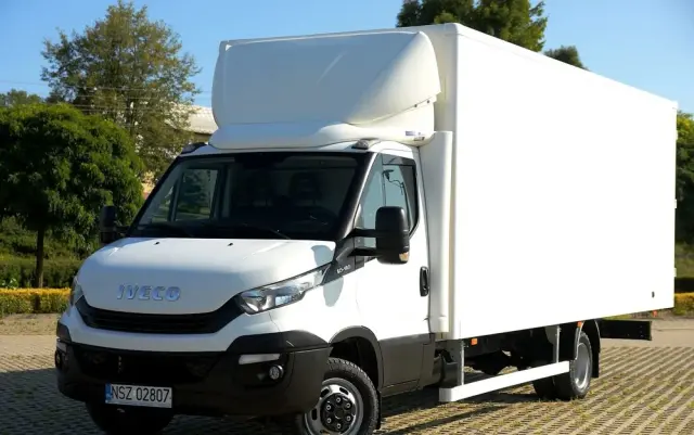 IVECO DAILY 50-180 DMC 3,5t * KONTENER Długość 6,1m 12epal* PRZEB 166 000km! * Salon Polska 