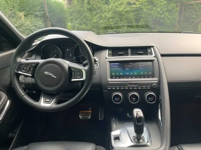 JAGUAR E-Pace R-Dynamic S