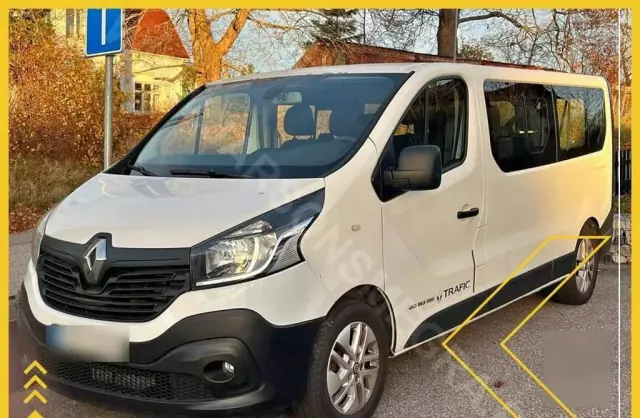RENAULT Trafic 