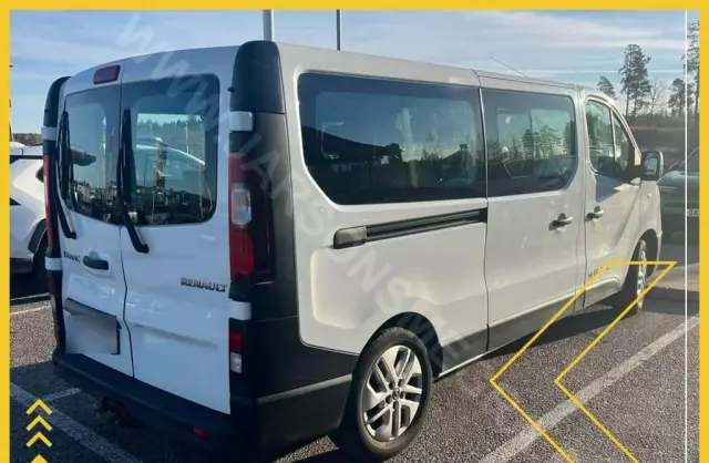 RENAULT Trafic 