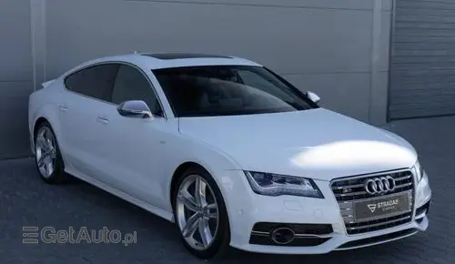 AUDI S7 