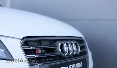 AUDI S7 