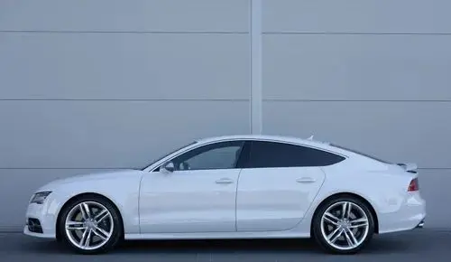 AUDI S7 