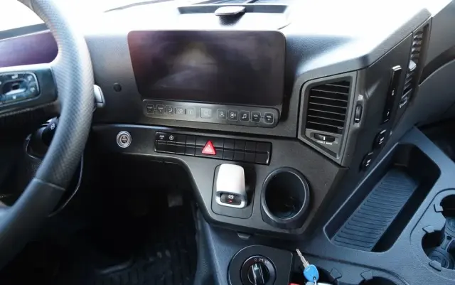 MERCEDES-BENZ AROCS 3240 / GRUSZKA 9M3 / 8x4 / BETONOMIESZARKA / AUTOMAT /  ALUFELGI / 