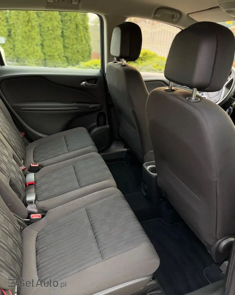 OPEL Zafira Tourer 2.0 CDTI Active