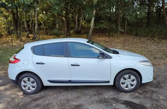 RENAULT Megane 