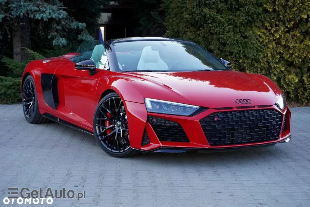 AUDI R8 Spyder V10 RWD Performance