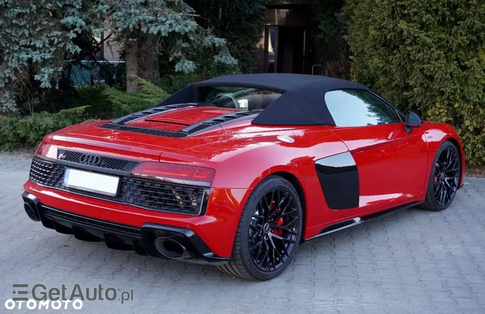 AUDI R8 Spyder V10 RWD Performance
