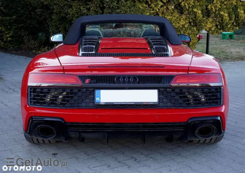 AUDI R8 Spyder V10 RWD Performance