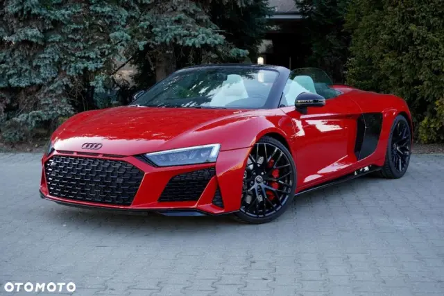 AUDI R8 Spyder V10 RWD Performance