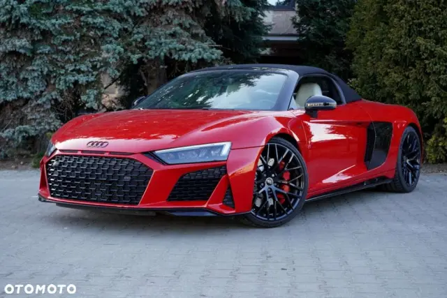 AUDI R8 Spyder V10 RWD Performance