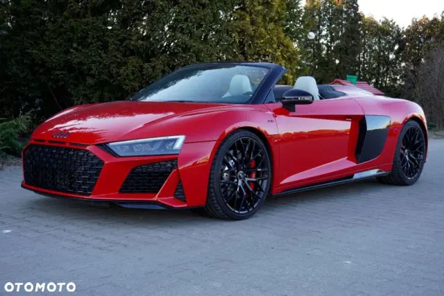 AUDI R8 Spyder V10 RWD Performance