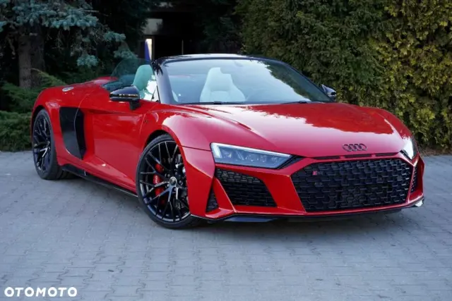 AUDI R8 Spyder V10 RWD Performance