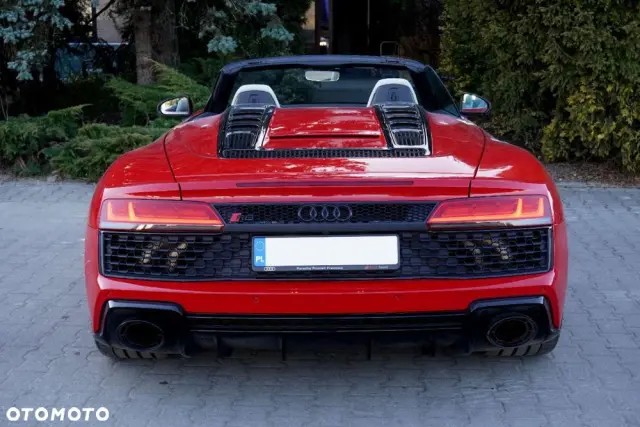 AUDI R8 Spyder V10 RWD Performance