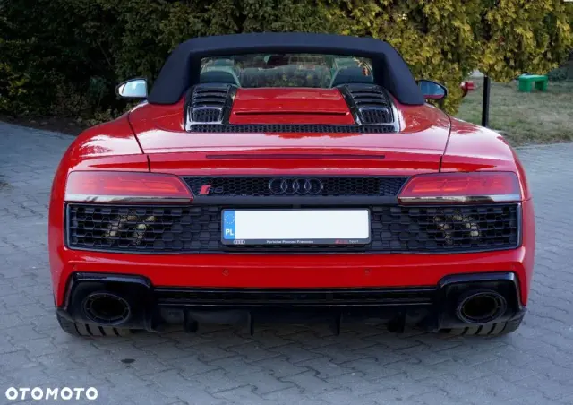AUDI R8 Spyder V10 RWD Performance