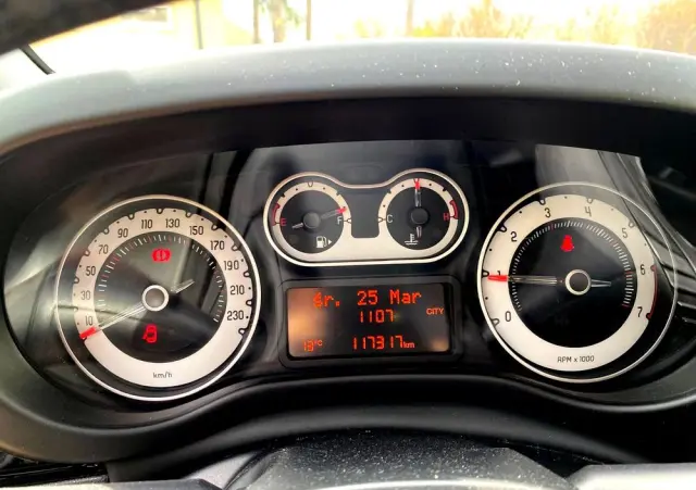 FIAT 500L 1.4 16V Lounge