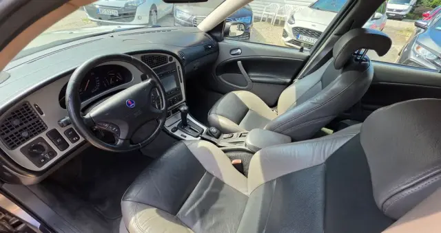 SAAB 9-5 