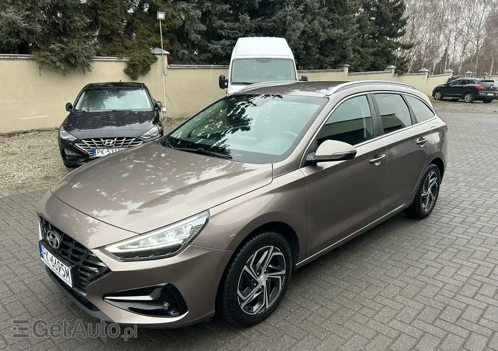 HYUNDAI I30 1.6 D Comfort DCT