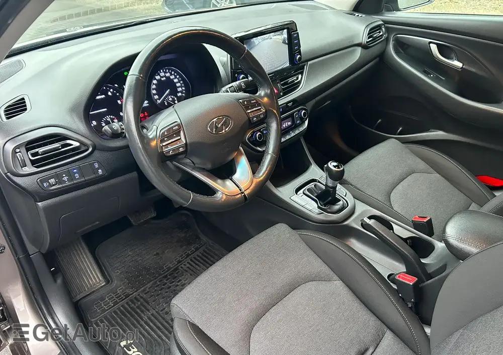 HYUNDAI I30 1.6 D Comfort DCT