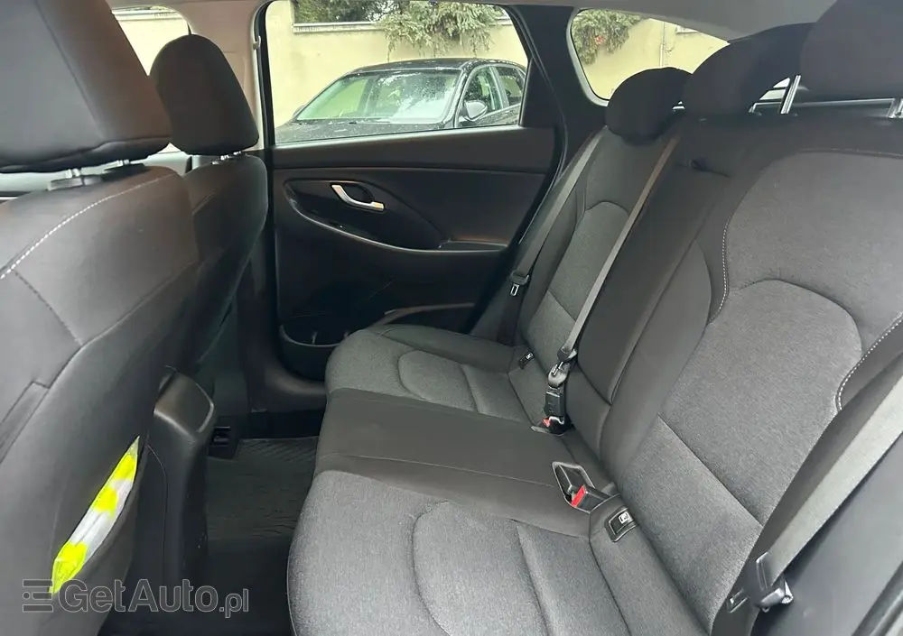 HYUNDAI I30 1.6 D Comfort DCT